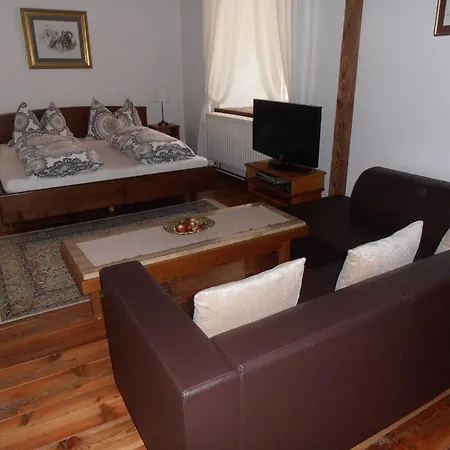 Ferienwohnung Schloss Dornbach Gmünd