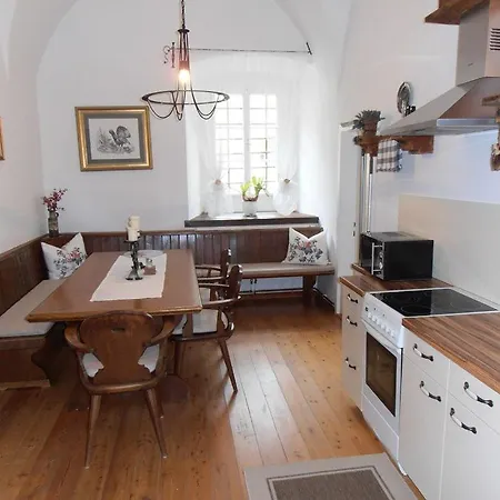 Ferienwohnung Schloss Dornbach Appartamento