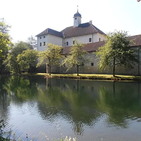 Ferienwohnung Schloss Dornbach * Gmünd