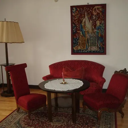 Ferienwohnung Schloss Dornbach * Gmünd